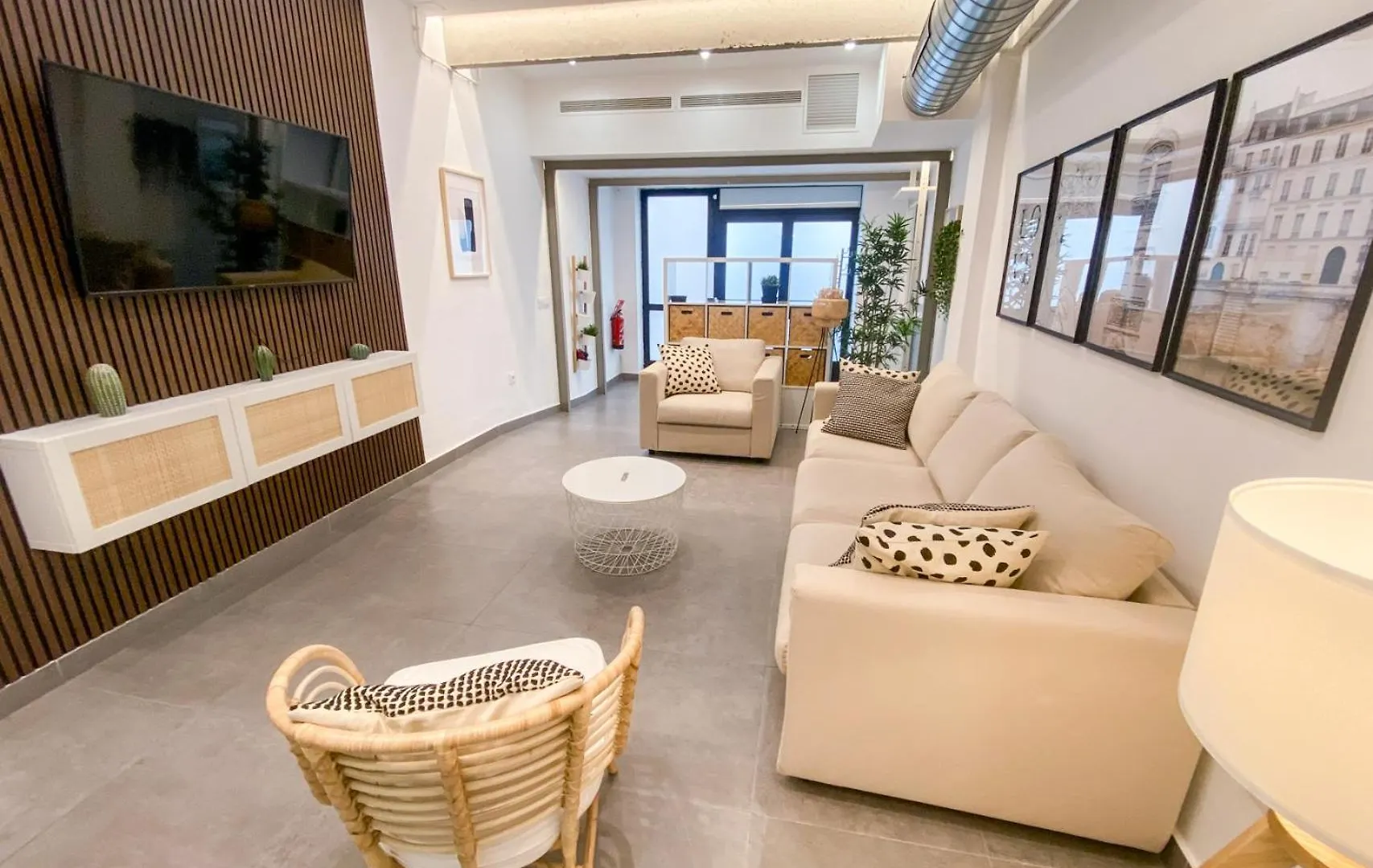 Stuning Apartment Next To The River - Sevillarooms Hiszpania