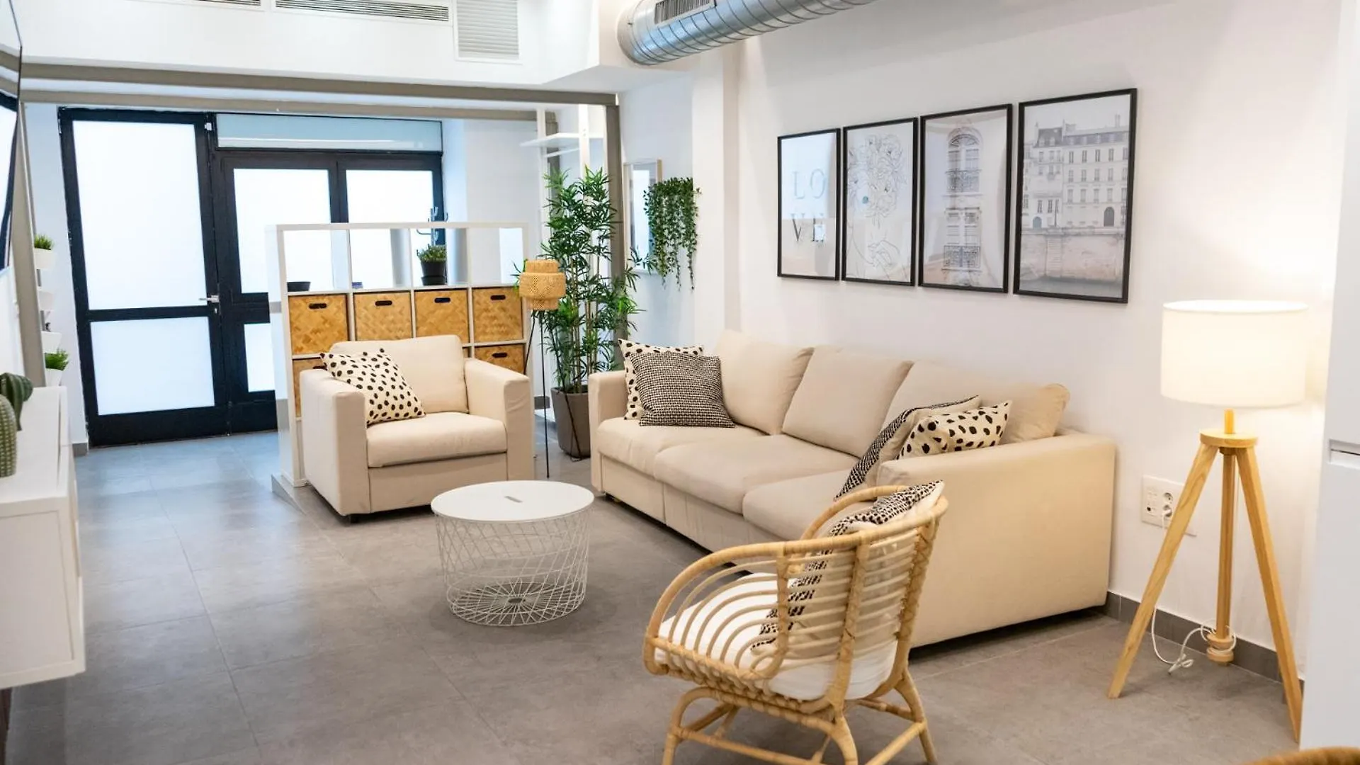 Stuning Apartment Next To The River - Sevillarooms Hiszpania